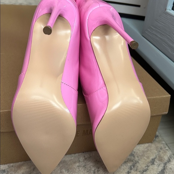 Steve Madden Glossy Pink Heeled Boots - Picture 11 of 12